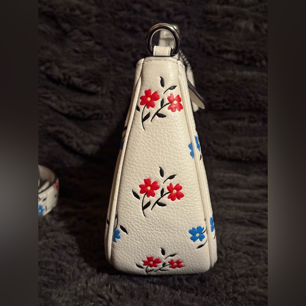 Coach NWOT Teri Shoulder Bag with Floral Print - in chalk, red and blue flowers - Picture 5 of 10